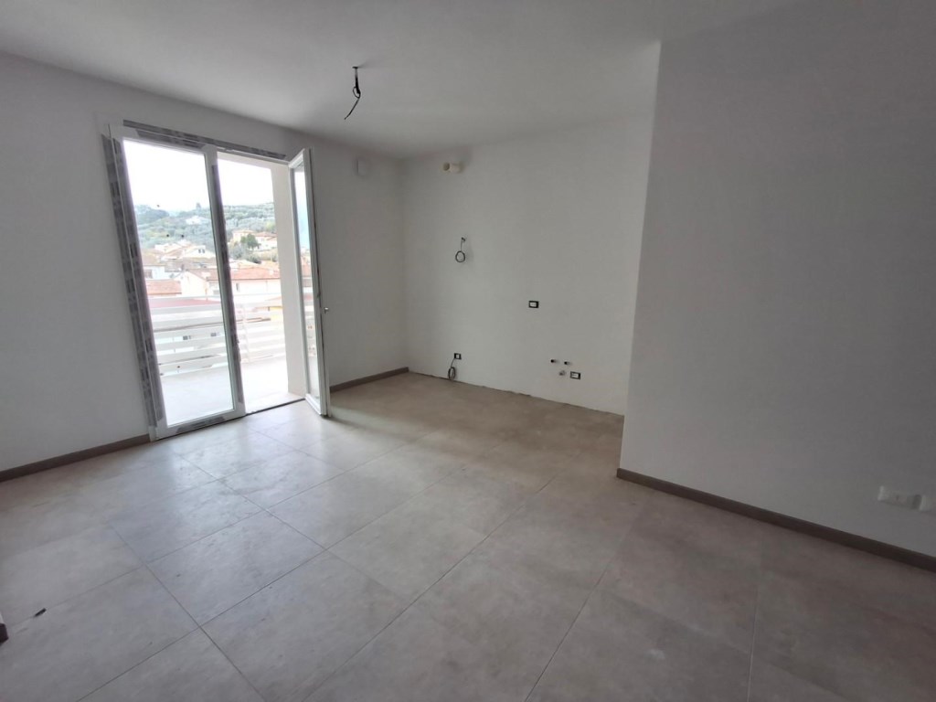 appartamento in vendita a Capraia e Limite in zona Capraia Fiorentina