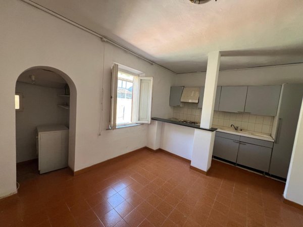 appartamento in vendita a Capraia e Limite