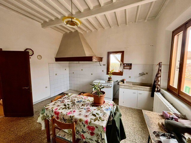 appartamento in vendita a Capraia e Limite
