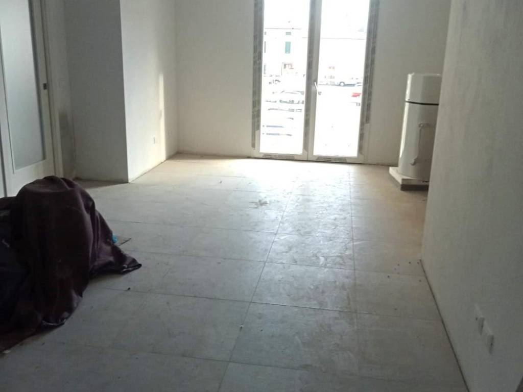 casa indipendente in vendita a Capraia e Limite
