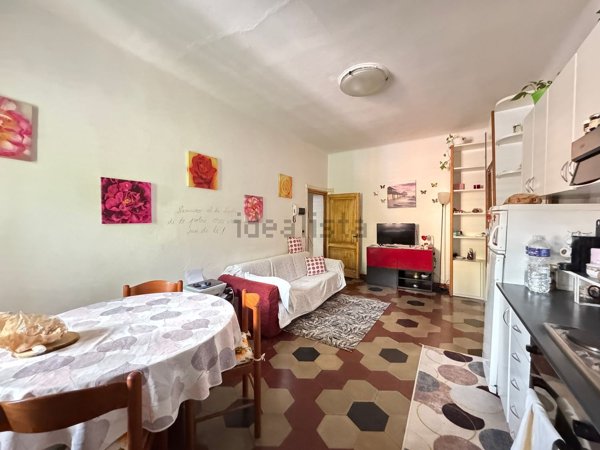appartamento in vendita a Capraia e Limite