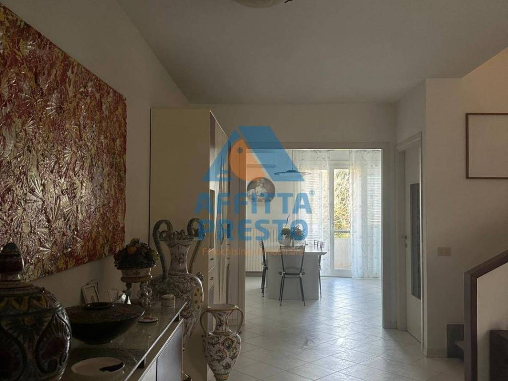 casa indipendente in vendita a Capraia e Limite in zona Limite sull' Arno