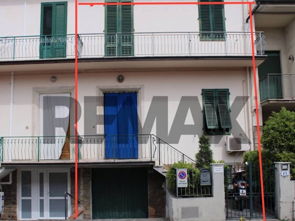 casa indipendente in vendita a Capraia e Limite in zona Limite sull' Arno