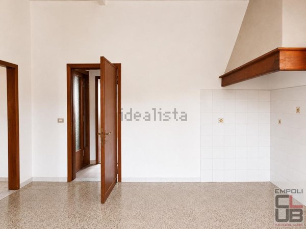 appartamento in vendita a Capraia e Limite in zona Limite sull' Arno