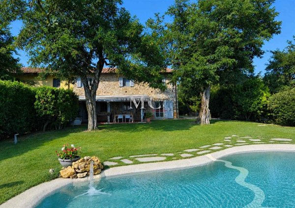 casale in vendita a Capraia e Limite in zona Capraia Fiorentina