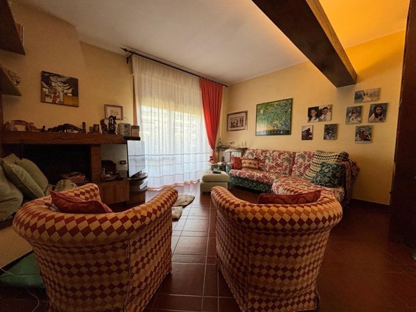 appartamento in vendita a Capraia e Limite in zona Capraia Fiorentina