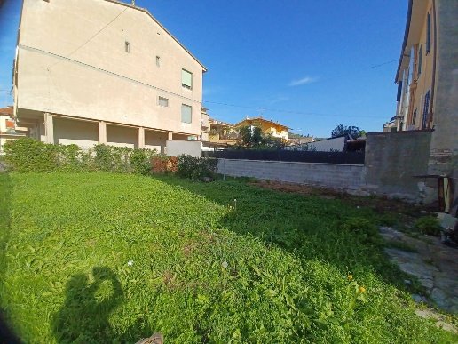 casa indipendente in vendita a Capraia e Limite in zona Limite sull' Arno