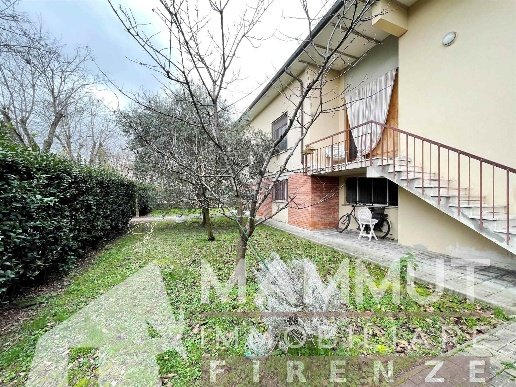 casa indipendente in vendita a Capraia e Limite in zona Limite sull' Arno