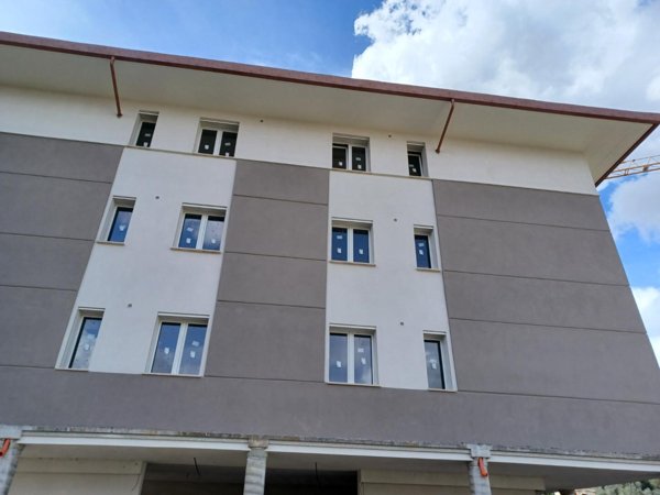 appartamento in vendita a Capraia e Limite in zona Capraia Fiorentina