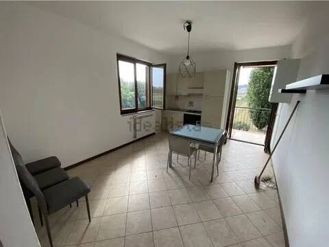 appartamento in vendita a Capraia e Limite in zona Limite sull' Arno