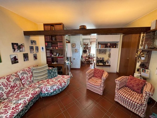 appartamento in vendita a Capraia e Limite in zona Capraia Fiorentina