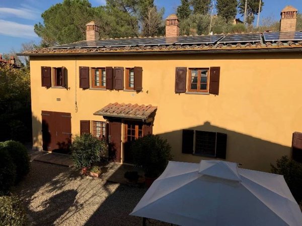 casa indipendente in vendita a Castelfiorentino