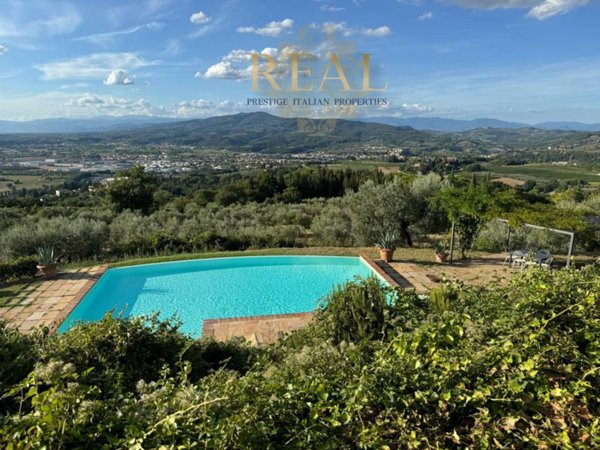 casa indipendente in vendita a Castelfiorentino