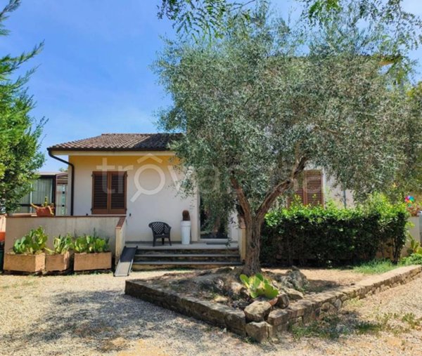 casa indipendente in vendita a Castelfiorentino