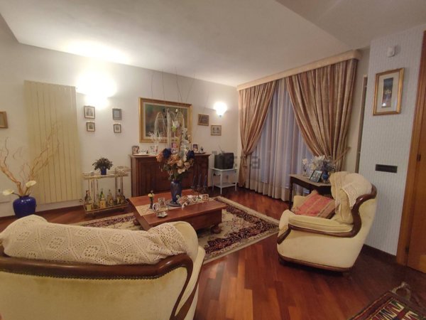 casa indipendente in vendita a Castelfiorentino