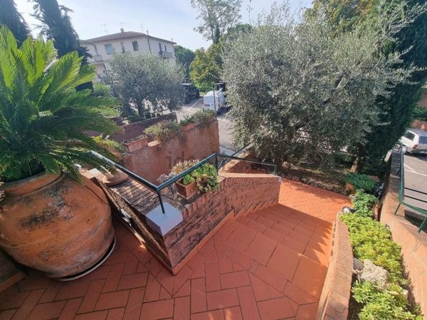 casa indipendente in vendita a Castelfiorentino