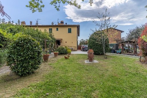 casa indipendente in vendita a Castelfiorentino