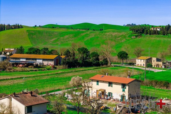 casale in vendita a Castelfiorentino