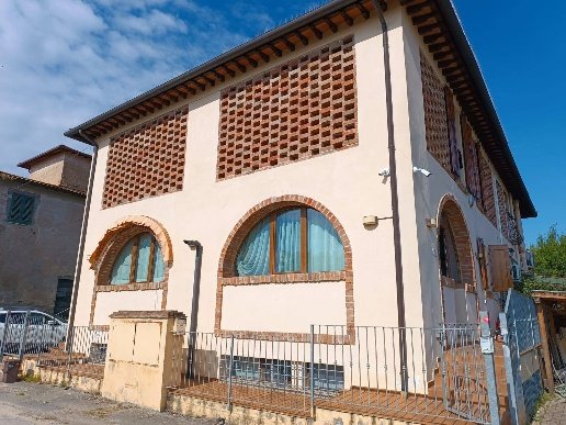casa indipendente in vendita a Castelfiorentino in zona Castelnuovo d'Elsa