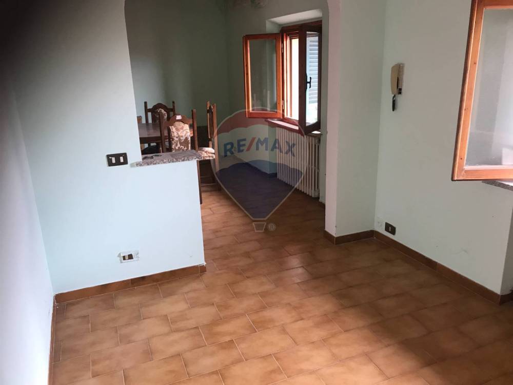appartamento in vendita a Castelfiorentino in zona Castelnuovo d'Elsa