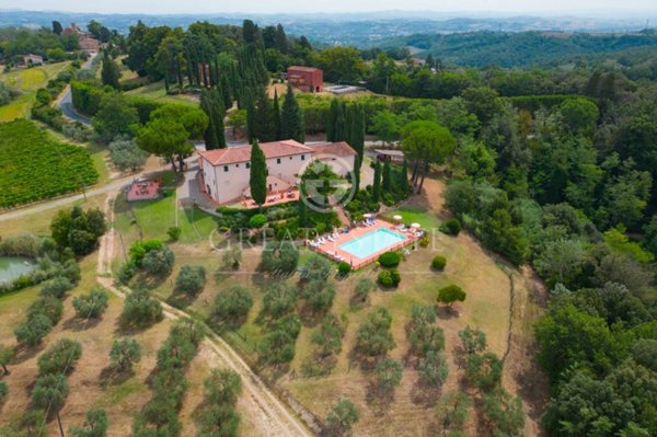 azienda agricola in vendita a Castelfiorentino