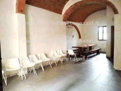locale di sgombero in vendita a Castelfiorentino