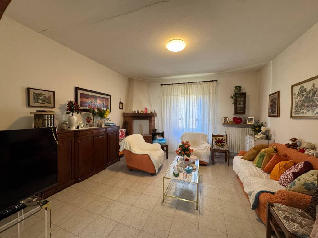 casa indipendente in vendita a Castelfiorentino