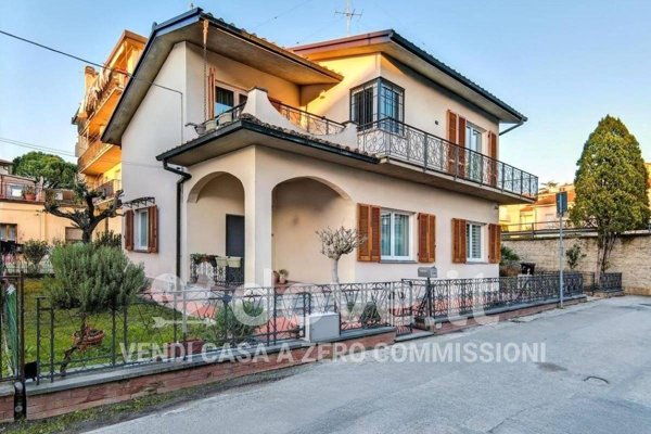 casa indipendente in vendita a Castelfiorentino