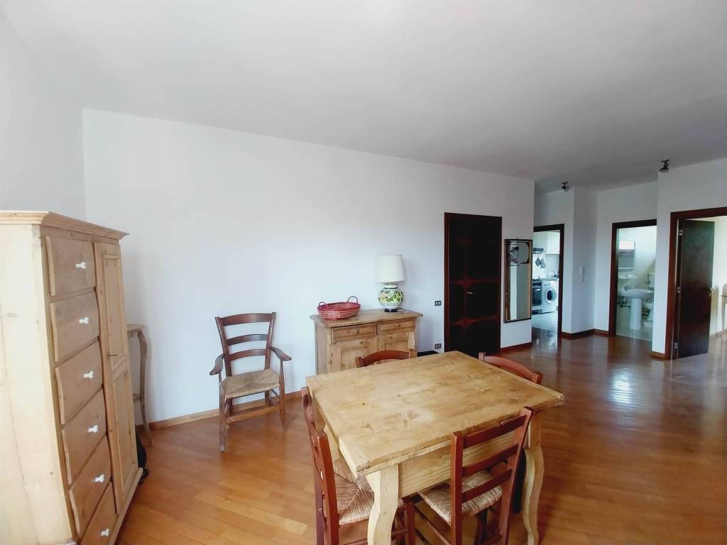 appartamento in vendita a Castelfiorentino in zona Cambiano