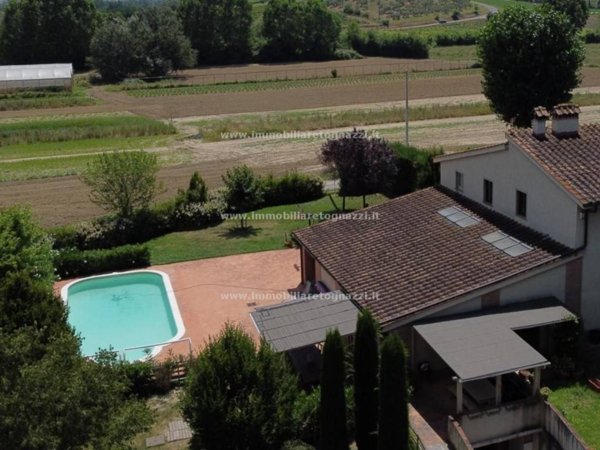 casa indipendente in vendita a Castelfiorentino