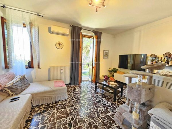 casa indipendente in vendita a Castelfiorentino in zona Castelnuovo d'Elsa