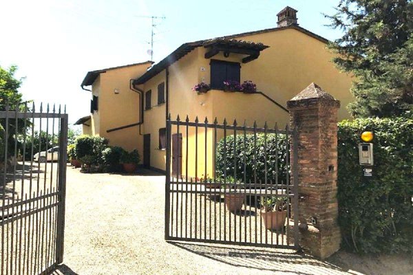 casa indipendente in vendita a Castelfiorentino