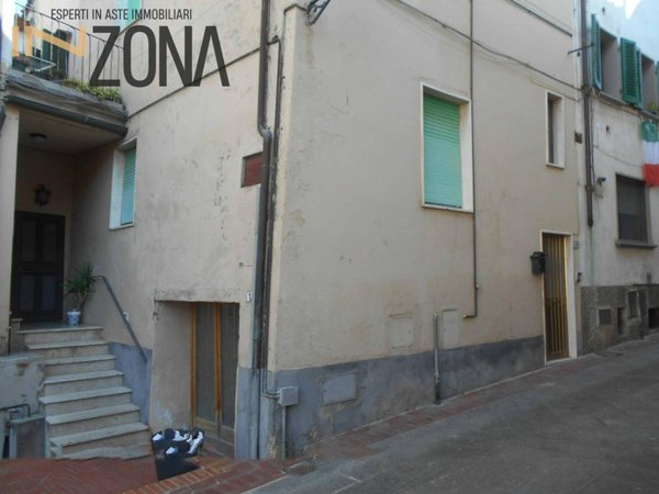 appartamento in vendita a Castelfiorentino in zona Castelnuovo d'Elsa