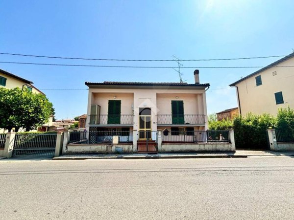 casa indipendente in vendita a Castelfiorentino in zona Dogana