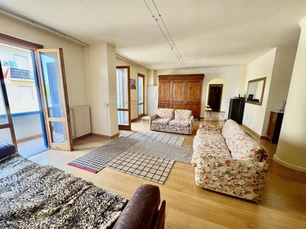 appartamento in vendita a Castelfiorentino in zona Cambiano