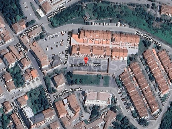 negozio in vendita a Castelfiorentino