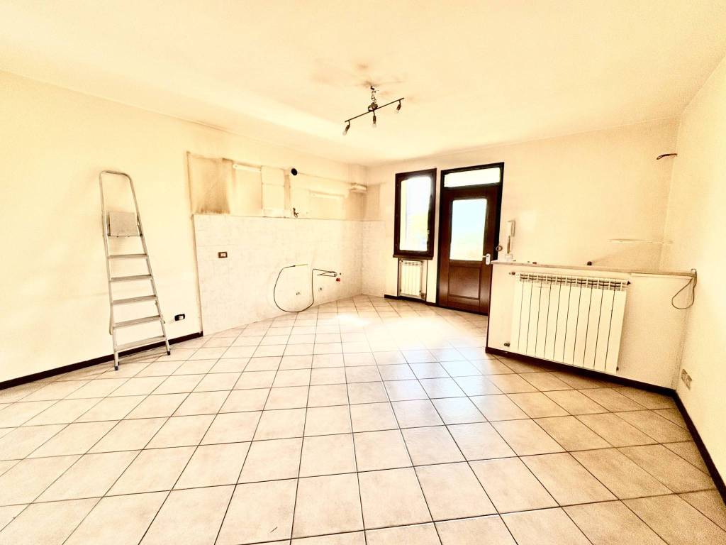 appartamento in vendita a Castelfiorentino in zona Cambiano