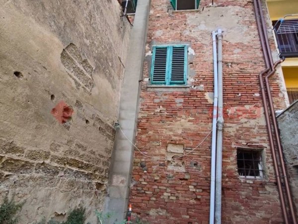 appartamento in vendita a Castelfiorentino in zona Castelnuovo d'Elsa