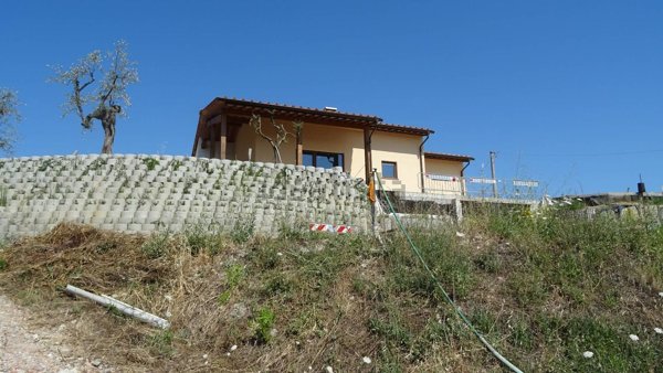 casa indipendente in vendita a Castelfiorentino