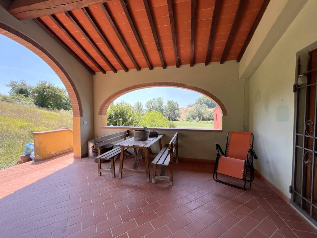 casa indipendente in vendita a Castelfiorentino in zona Cambiano