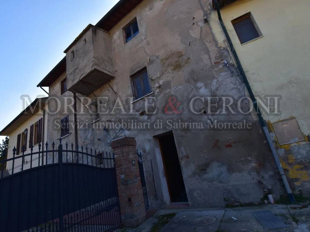 casa indipendente in vendita a Castelfiorentino in zona Cambiano