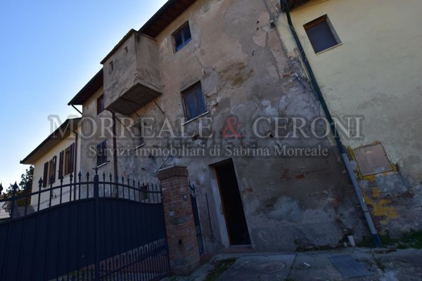 casa indipendente in vendita a Castelfiorentino in zona Cambiano