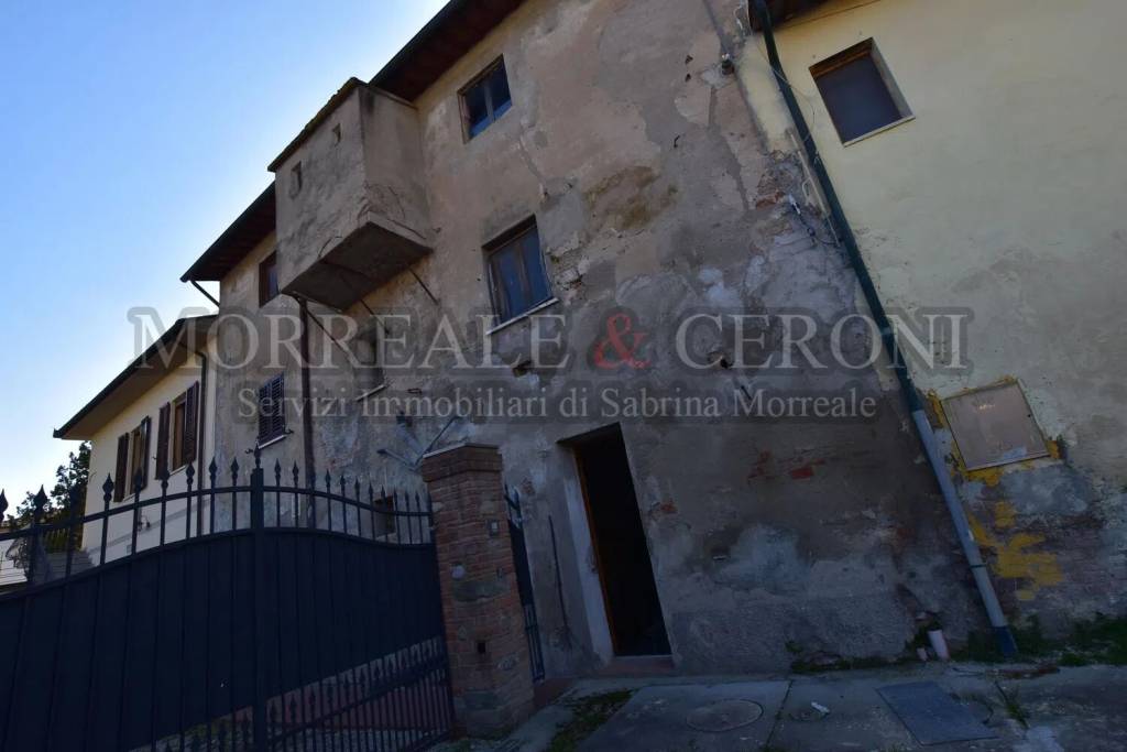 casa indipendente in vendita a Castelfiorentino in zona Cambiano