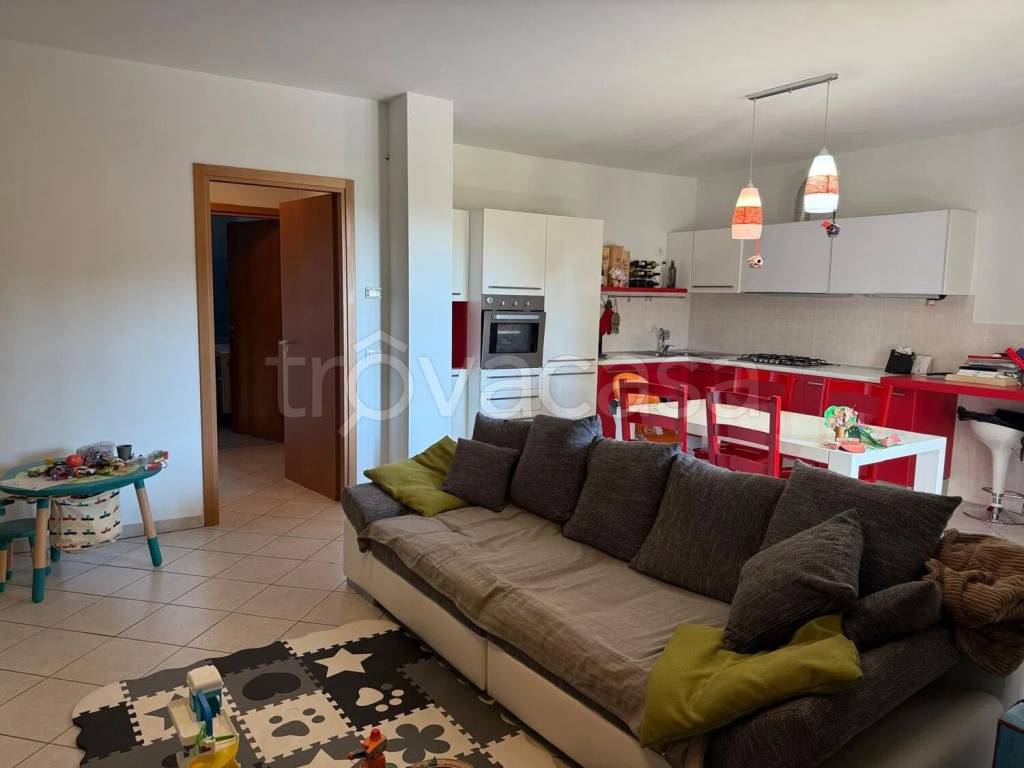 appartamento in vendita a Castelfiorentino in zona Petrazzi