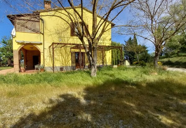 appartamento in vendita a Castelfiorentino in zona Cambiano