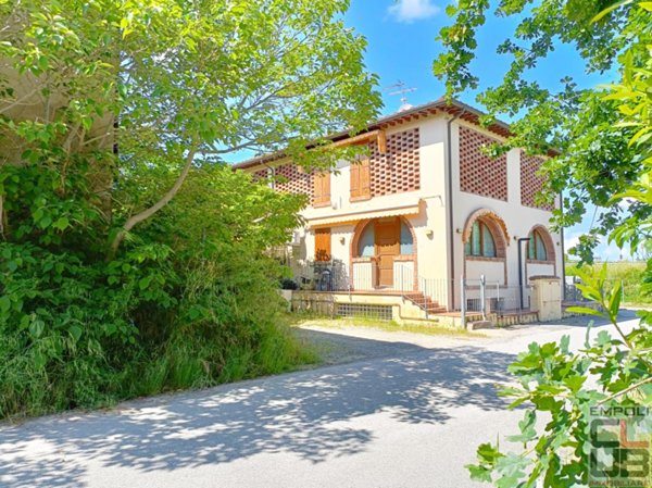 casa indipendente in vendita a Castelfiorentino in zona Castelnuovo d'Elsa