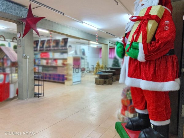 locale di sgombero in vendita a Castelfiorentino