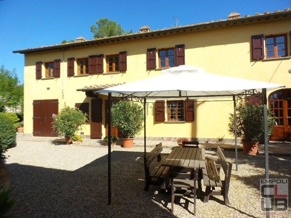 casale in vendita a Castelfiorentino