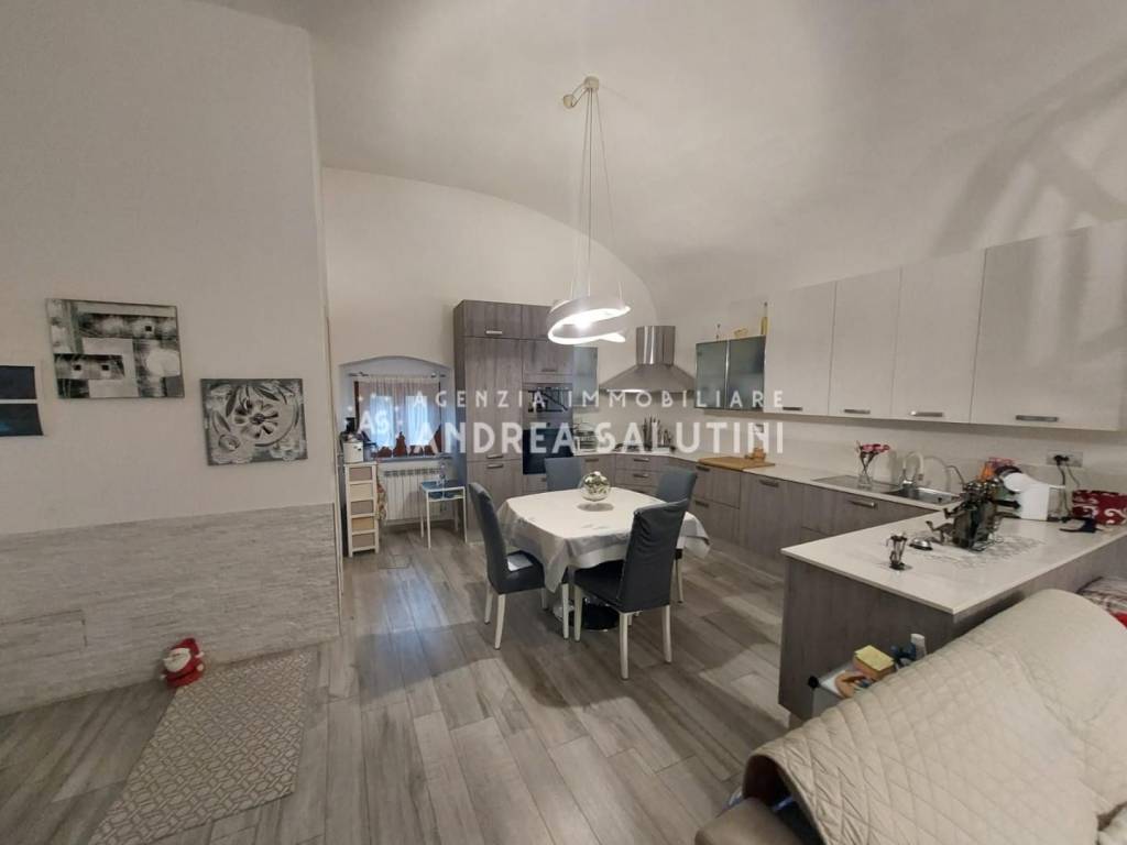 casa indipendente in vendita a Castelfiorentino