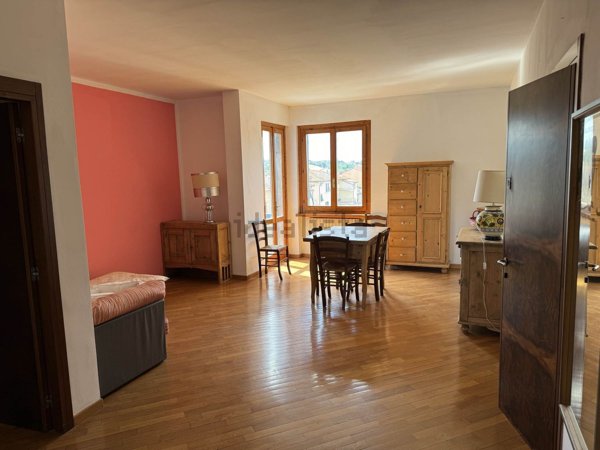 appartamento in vendita a Castelfiorentino in zona Cambiano